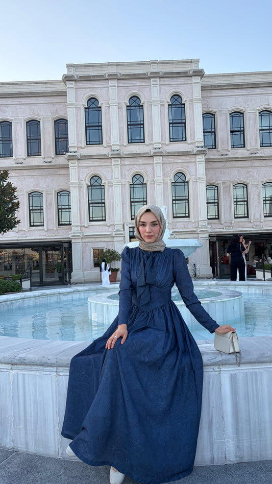 Sâye Dress