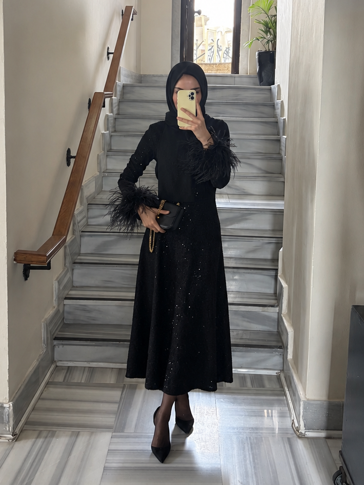 Eloria Dress